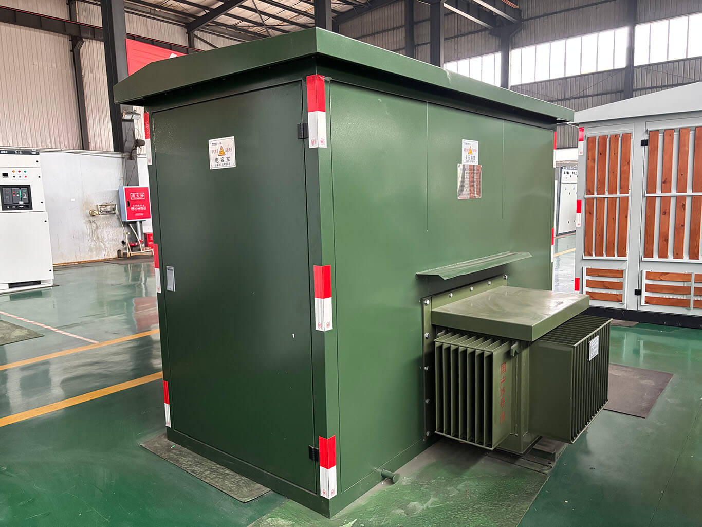 Outdoor prefabricated substation