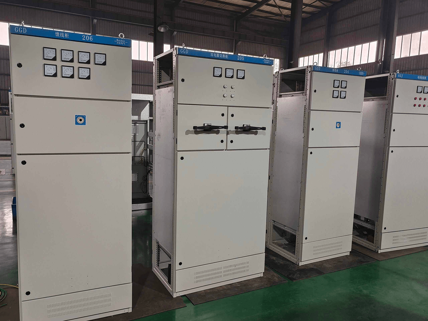 Wondon Electric Low Voltage Switchgears In The Workshop