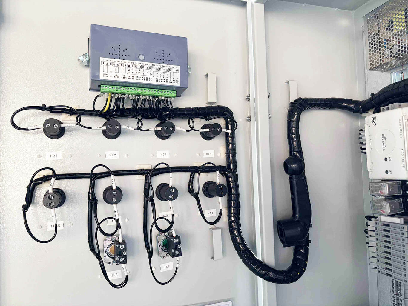 Wondon Precision wiring inside custom panel
