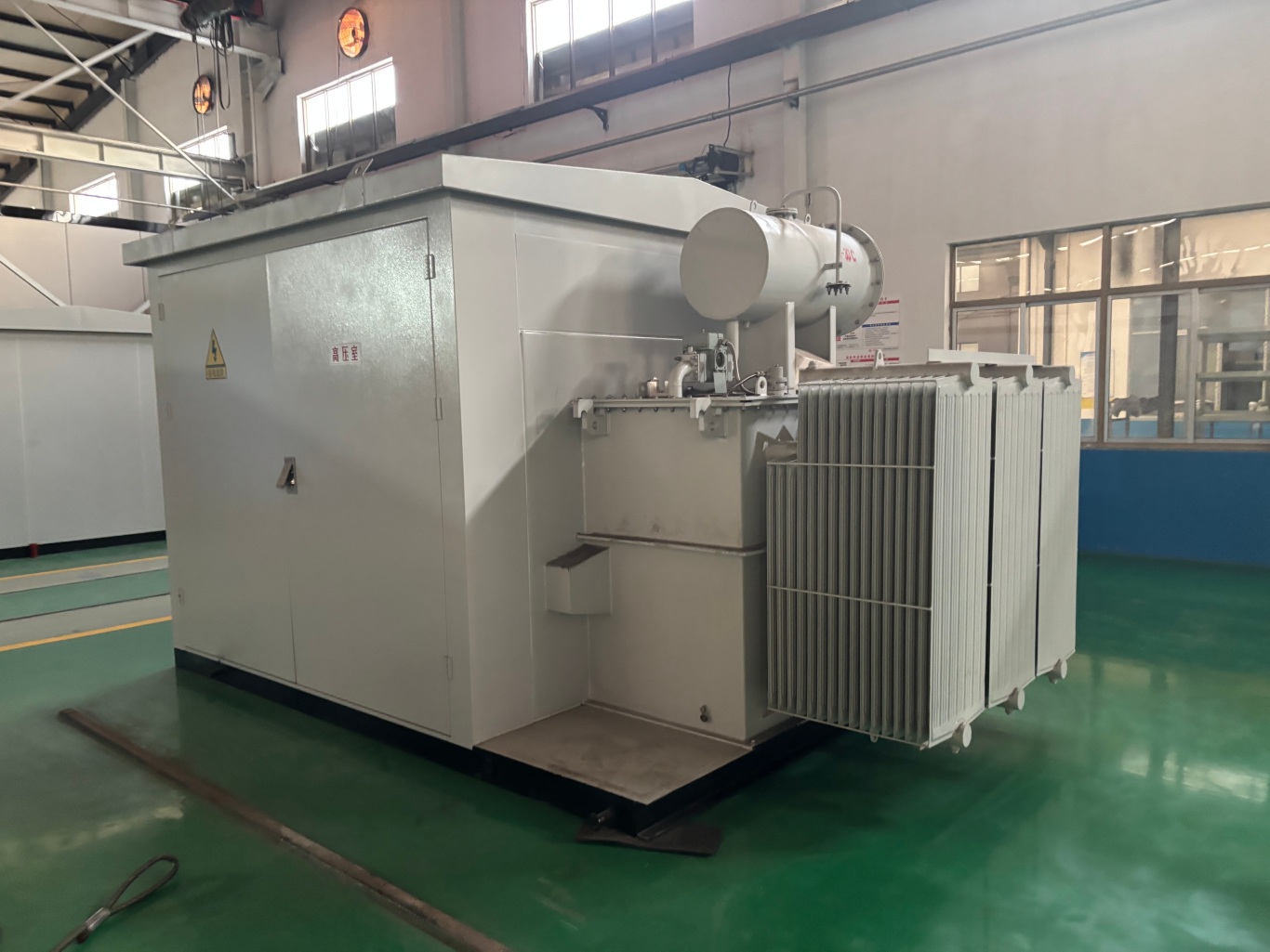 kiosk substation for commercial and industrial power distribution