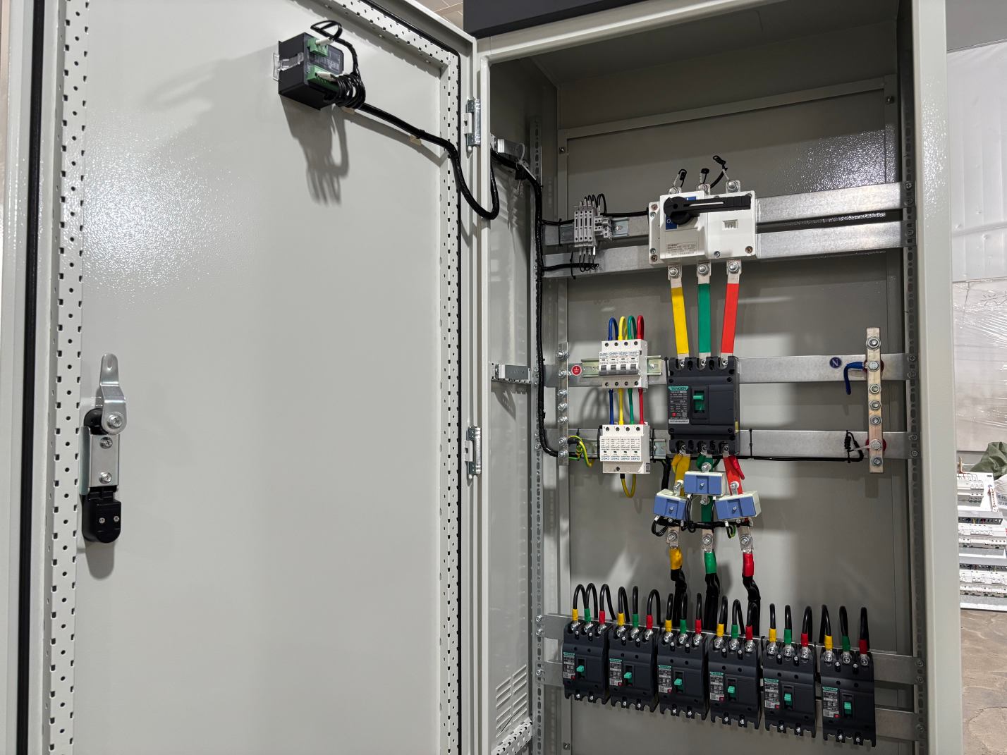 custom power distribution panels
